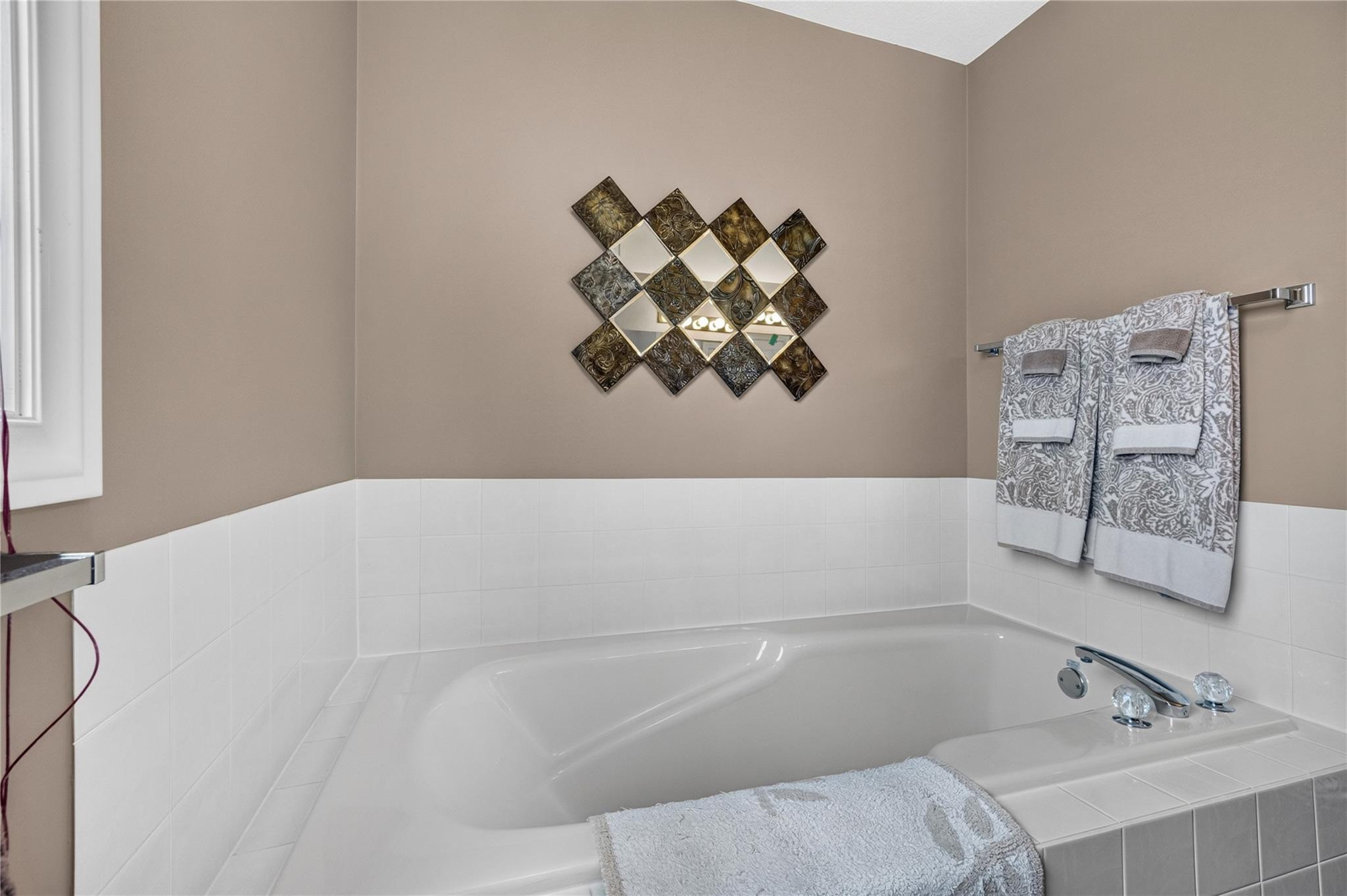 4015 Logie Court Kelowna V1W 3Y6