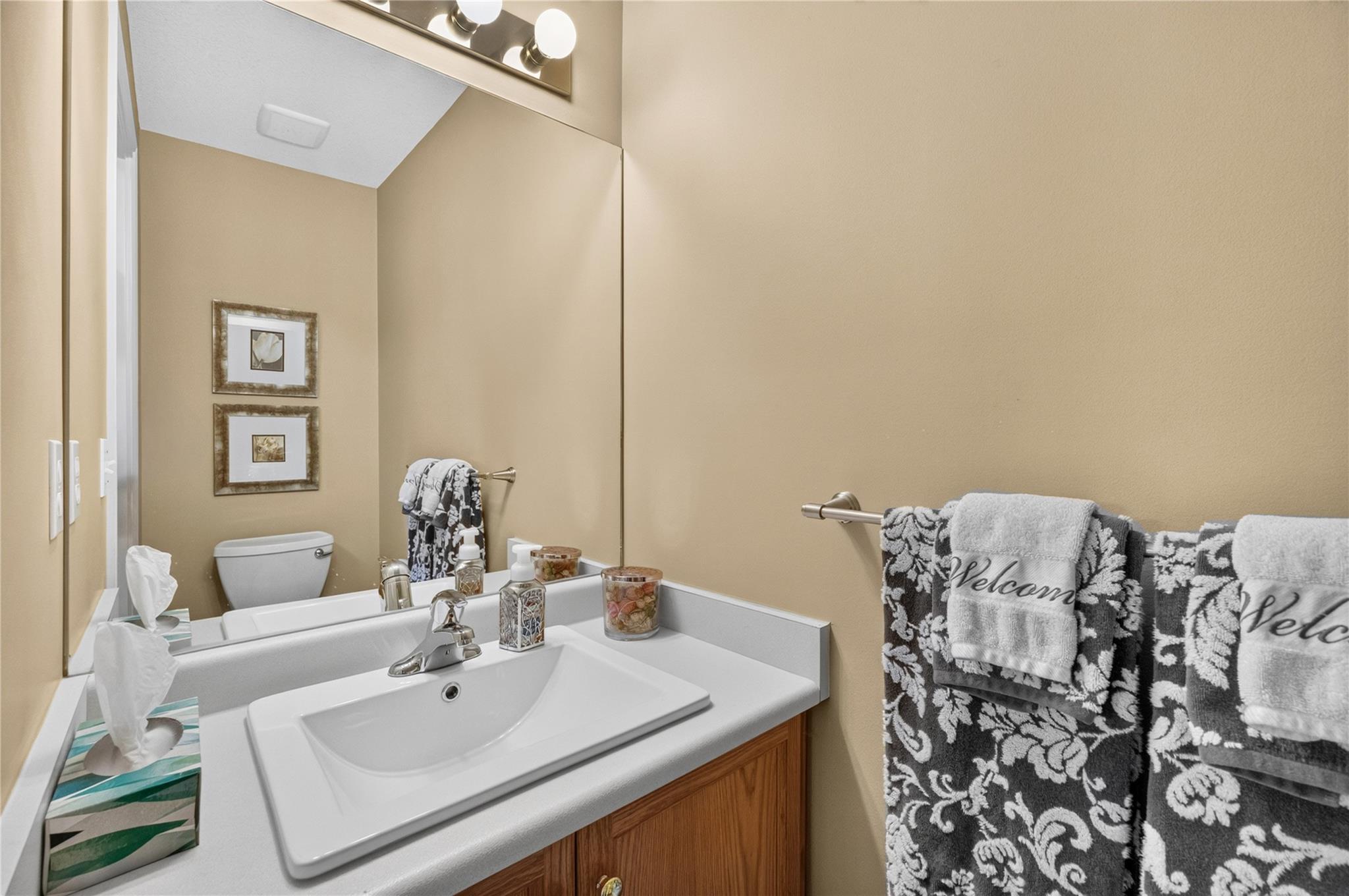 4015 Logie Court Kelowna V1W 3Y6