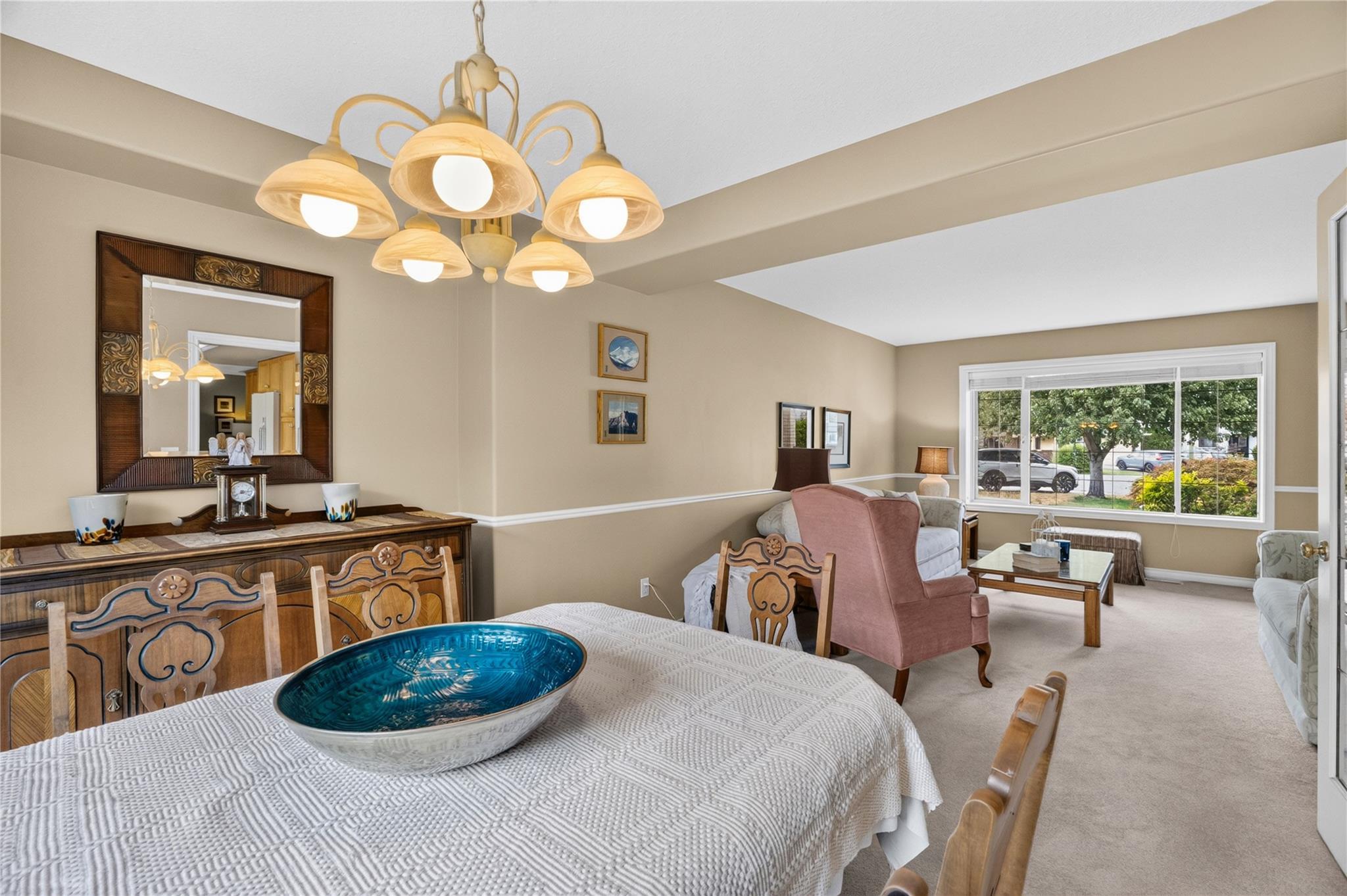 4015 Logie Court Kelowna V1W 3Y6