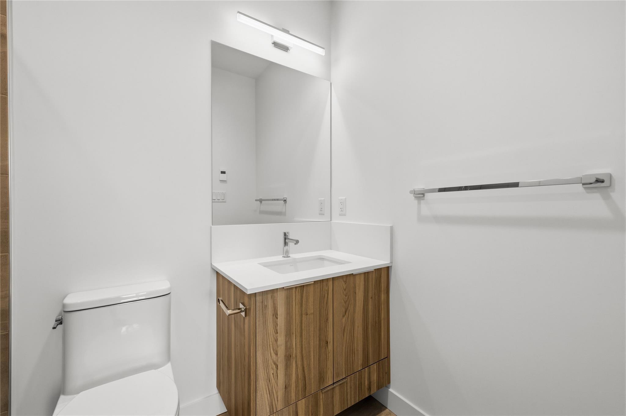 270 Riverside Drive 415 Penticton V2A 5Y5