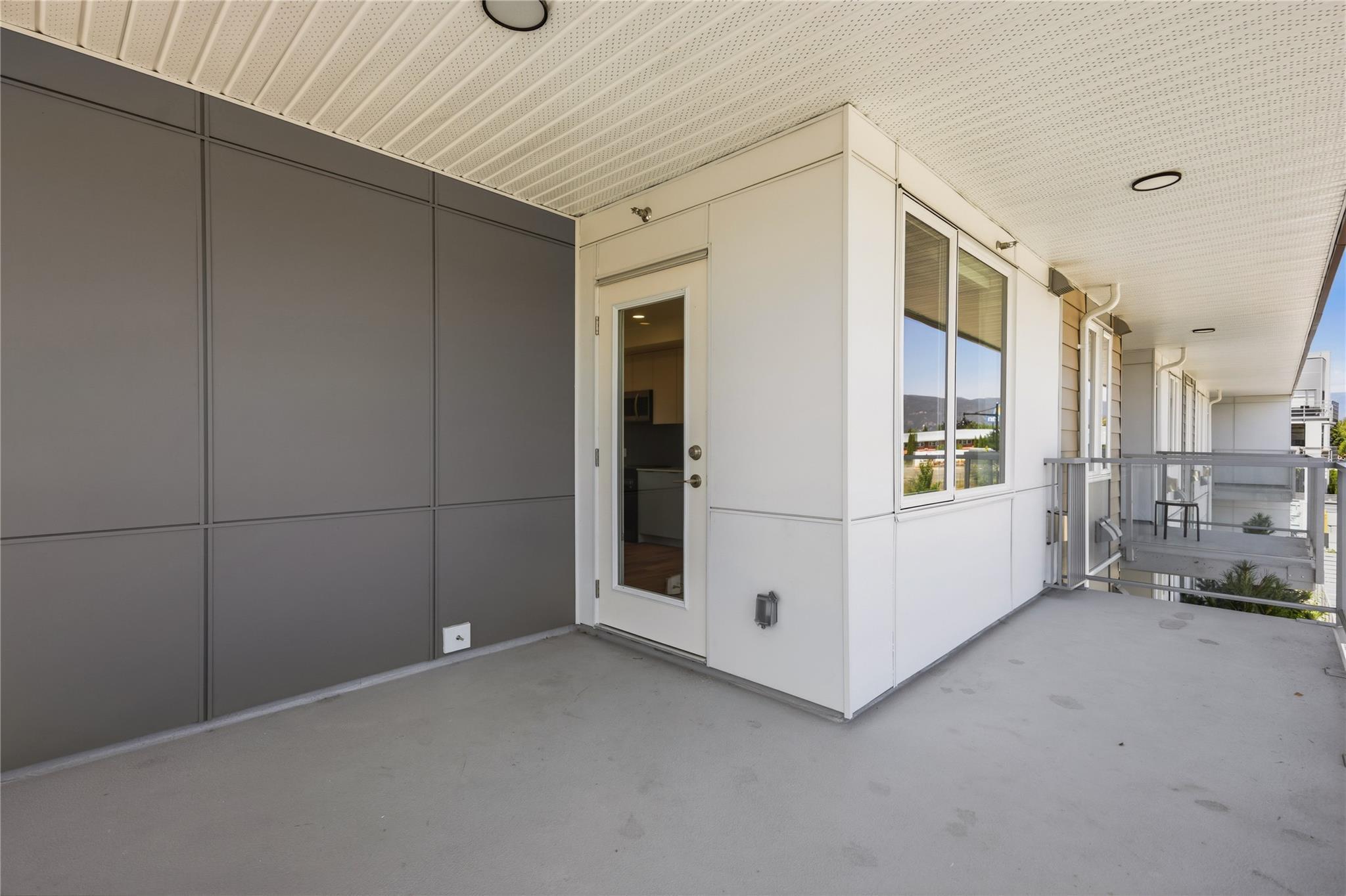 270 Riverside Drive 415 Penticton V2A 5Y5