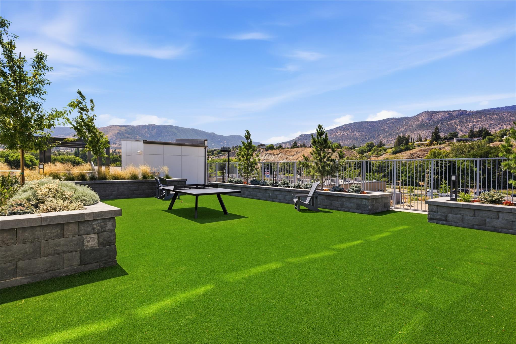 270 Riverside Drive 415 Penticton V2A 5Y5