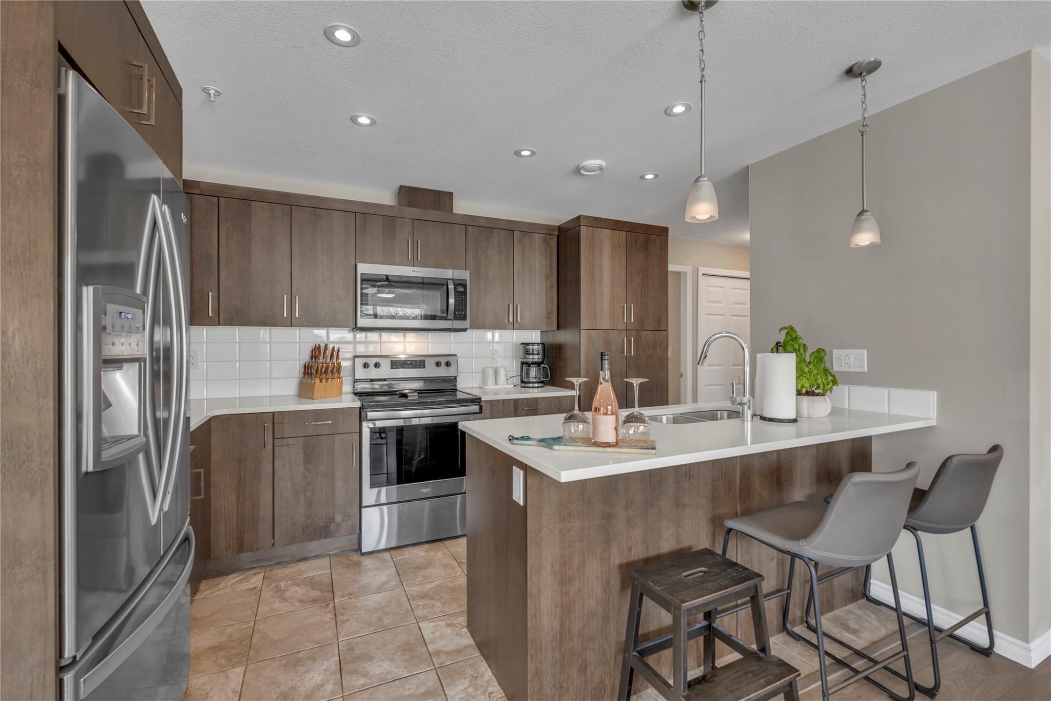 3388 Skaha Lake Road 807 Penticton V2A 6G4