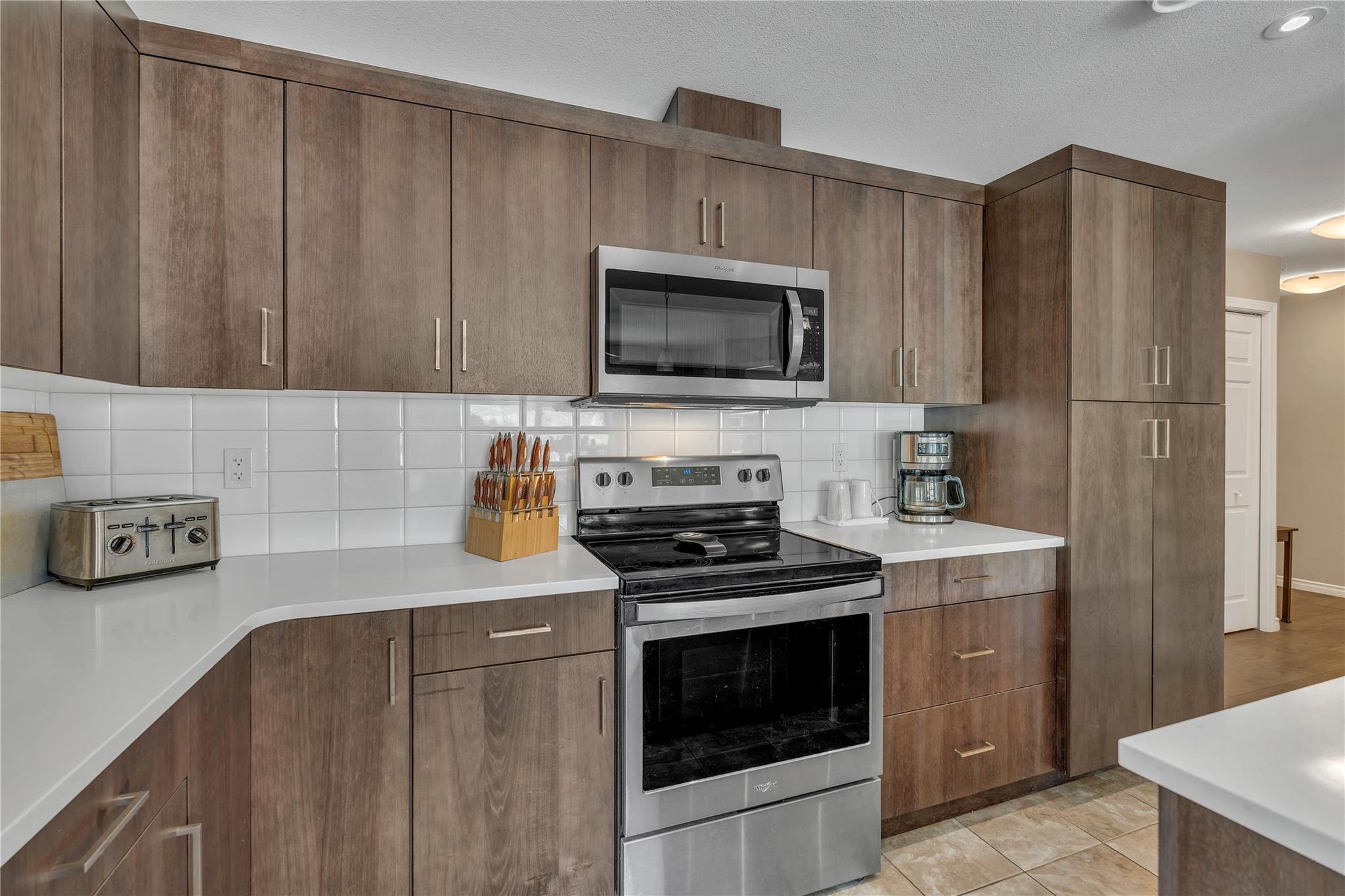 3388 Skaha Lake Road 807 Penticton V2A 6G4