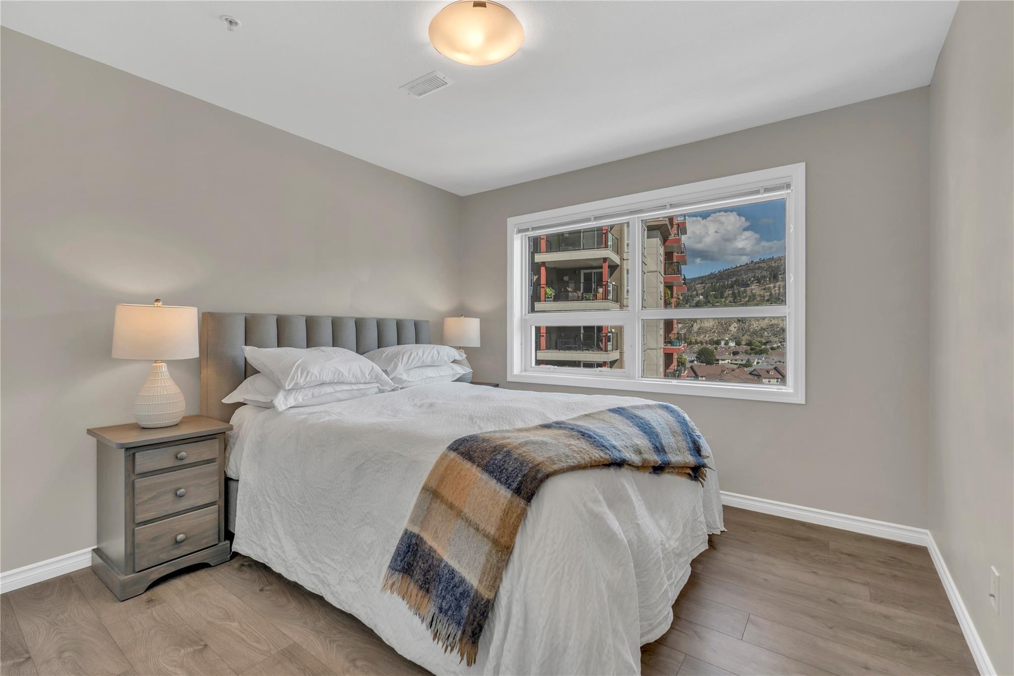 3388 Skaha Lake Road 807 Penticton V2A 6G4