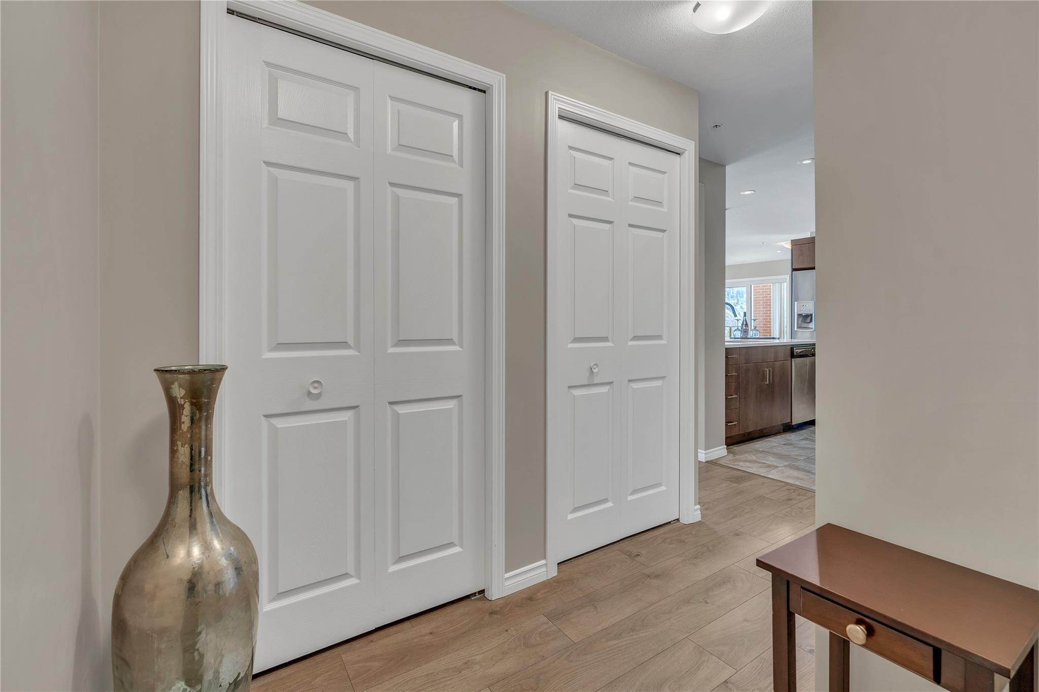 3388 Skaha Lake Road 807 Penticton V2A 6G4