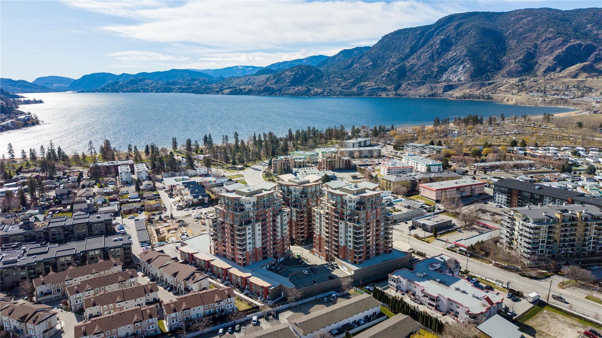 3388 Skaha Lake Road 807 Penticton V2A 6G4