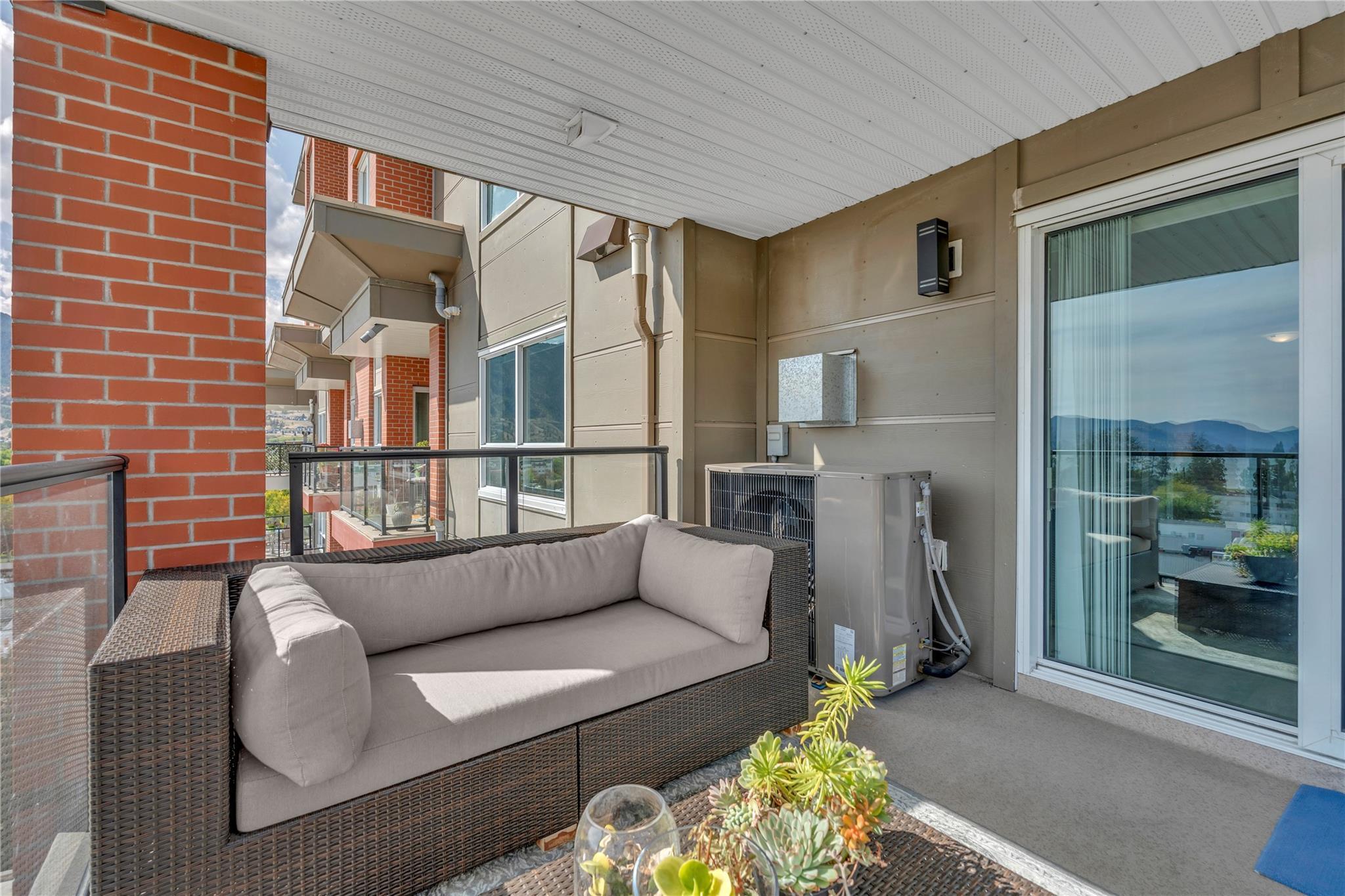3388 Skaha Lake Road 807 Penticton V2A 6G4