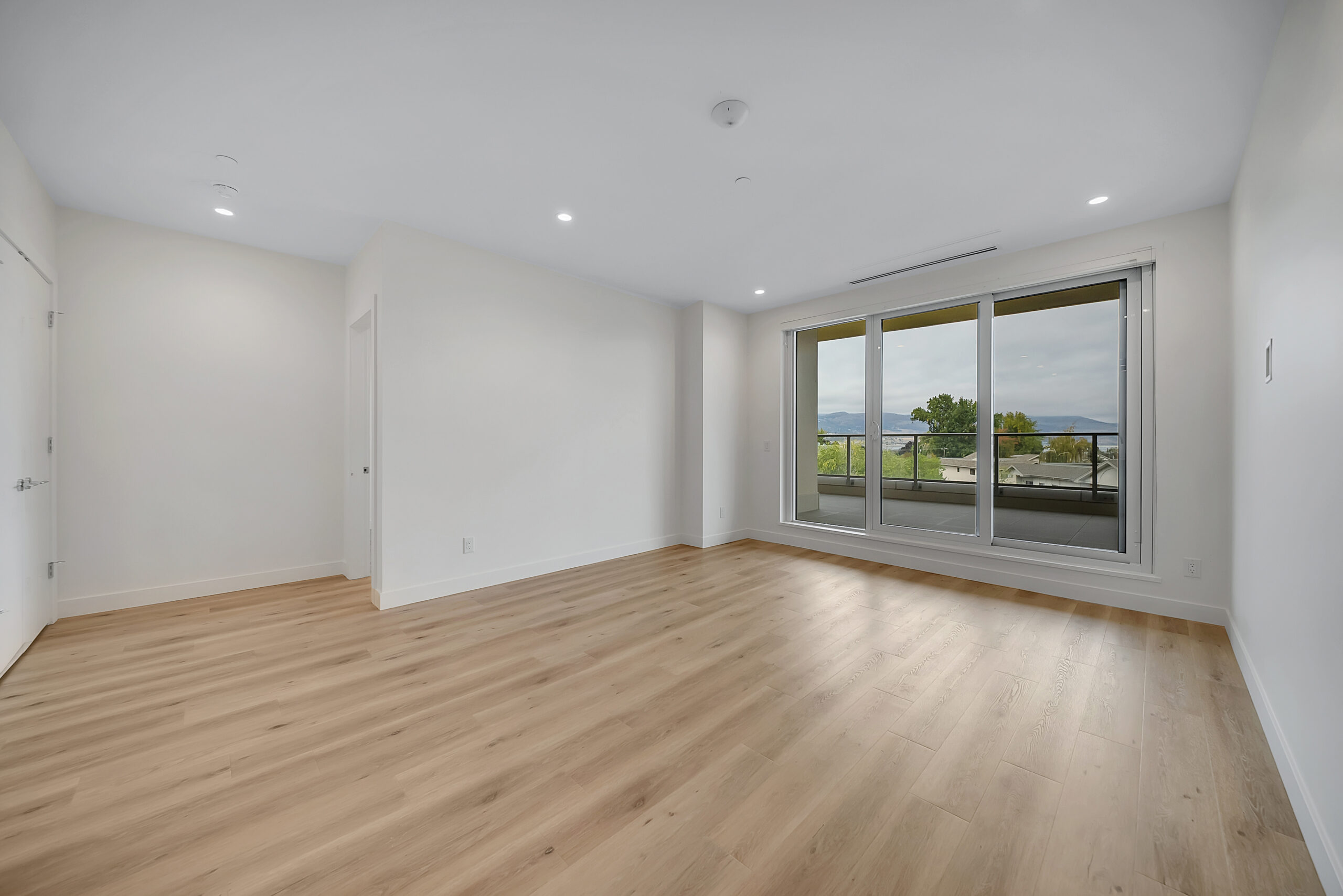 3300 Lakeshore Road 418 Kelowna V1W 0H6