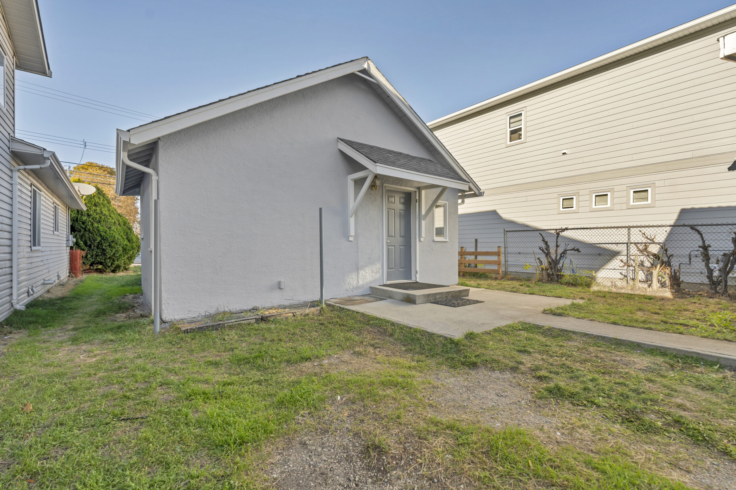 468 Wade Avenue W Penticton V2A 1V4