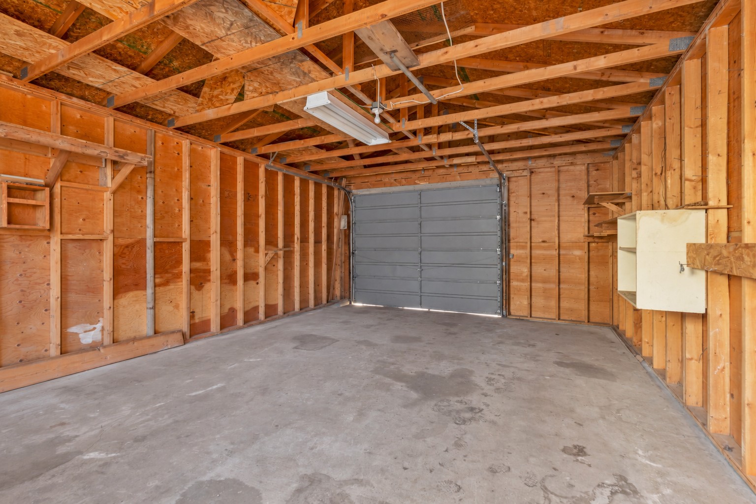 468 Wade Avenue W Penticton V2A 1V4