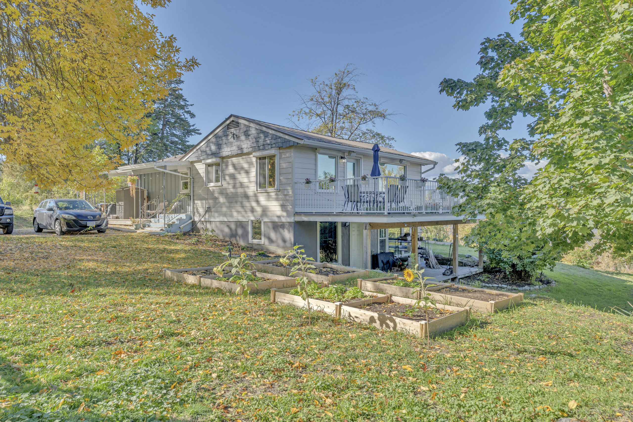 2864 Arawana Road Naramata V0H 1N1