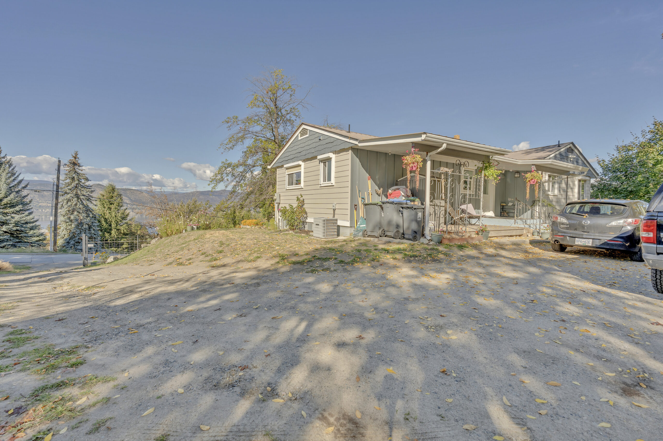 2864 Arawana Road Naramata V0H 1N1