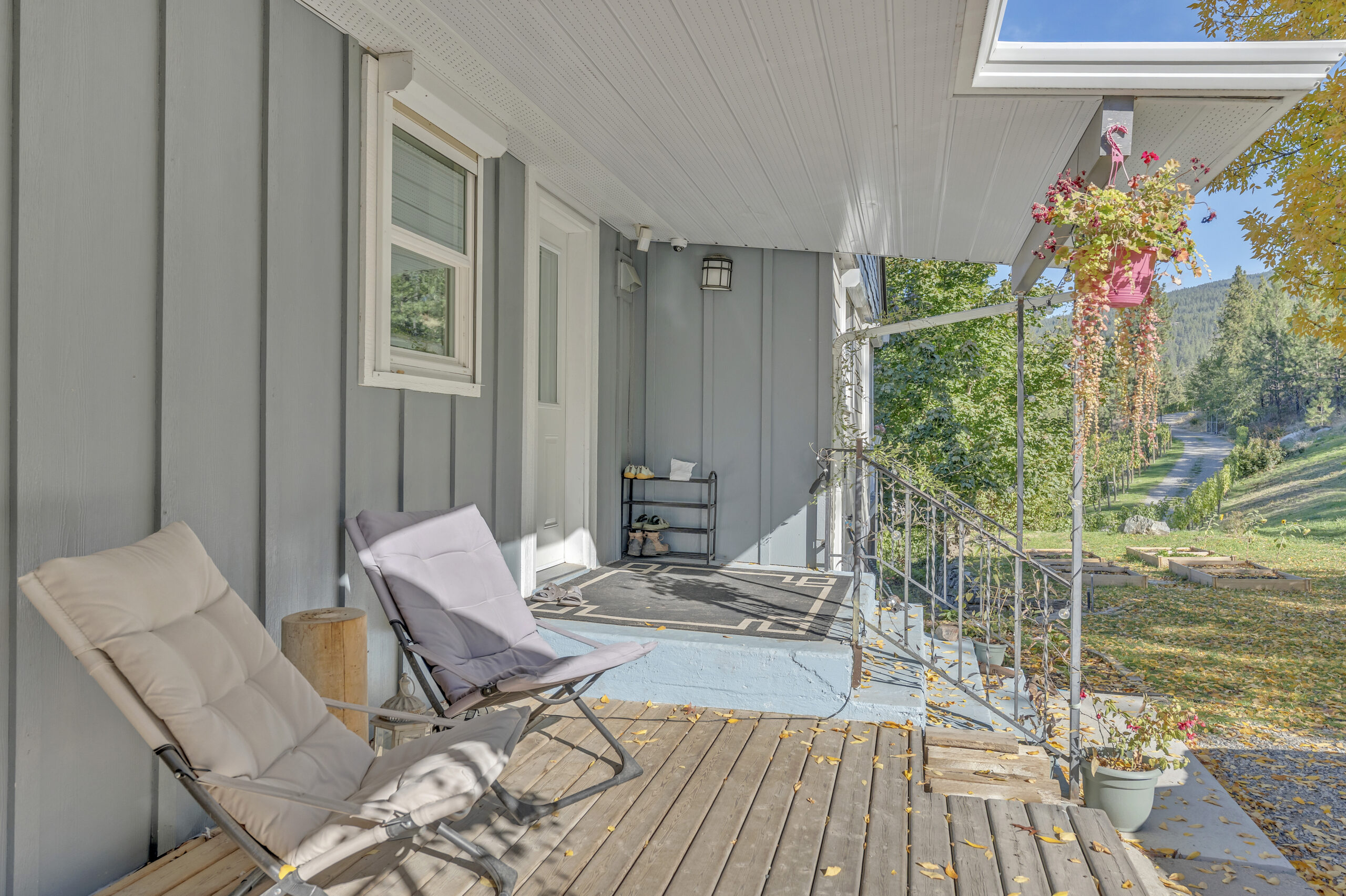 2864 Arawana Road Naramata V0H 1N1