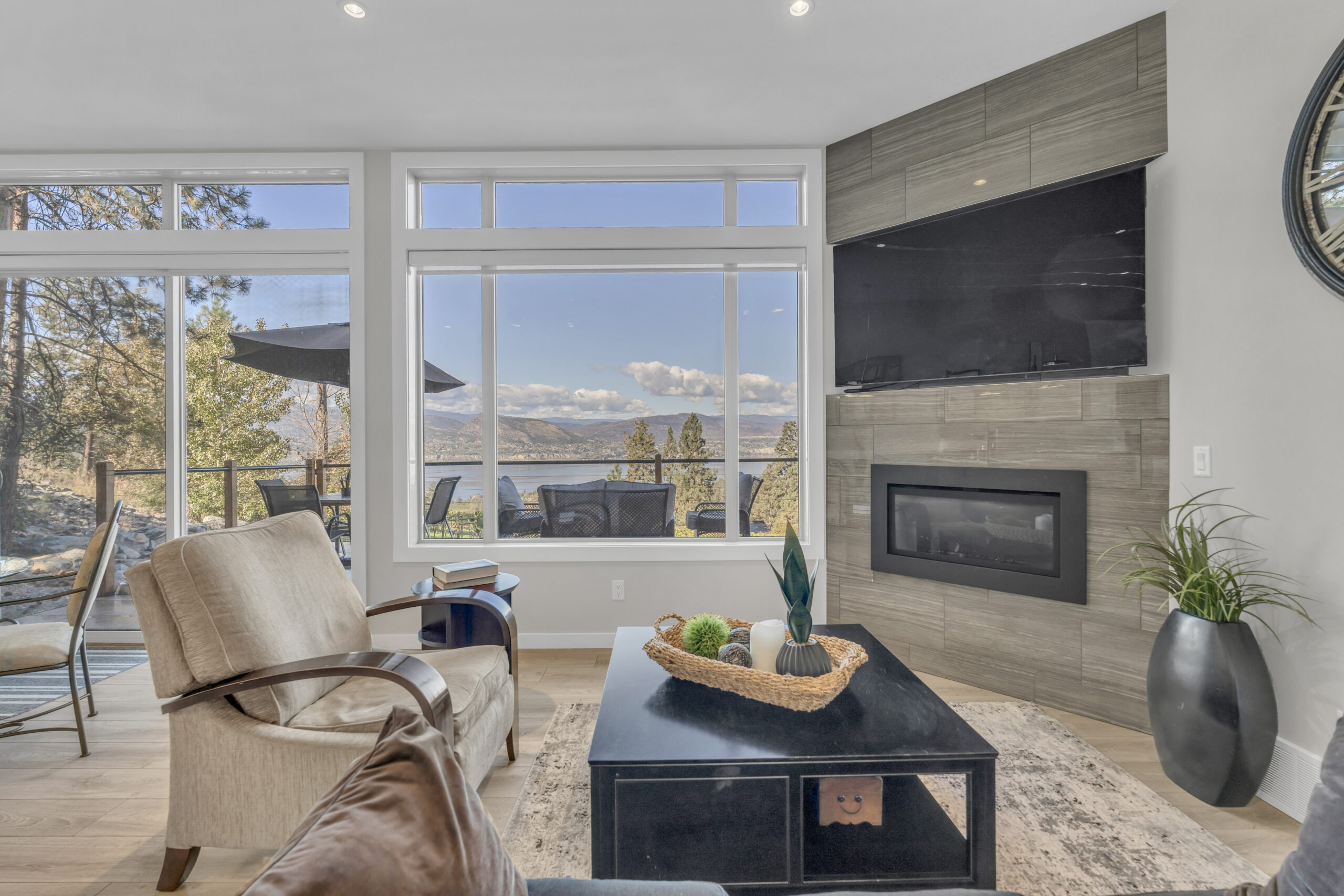 2864 Arawana Road Naramata V0H 1N1