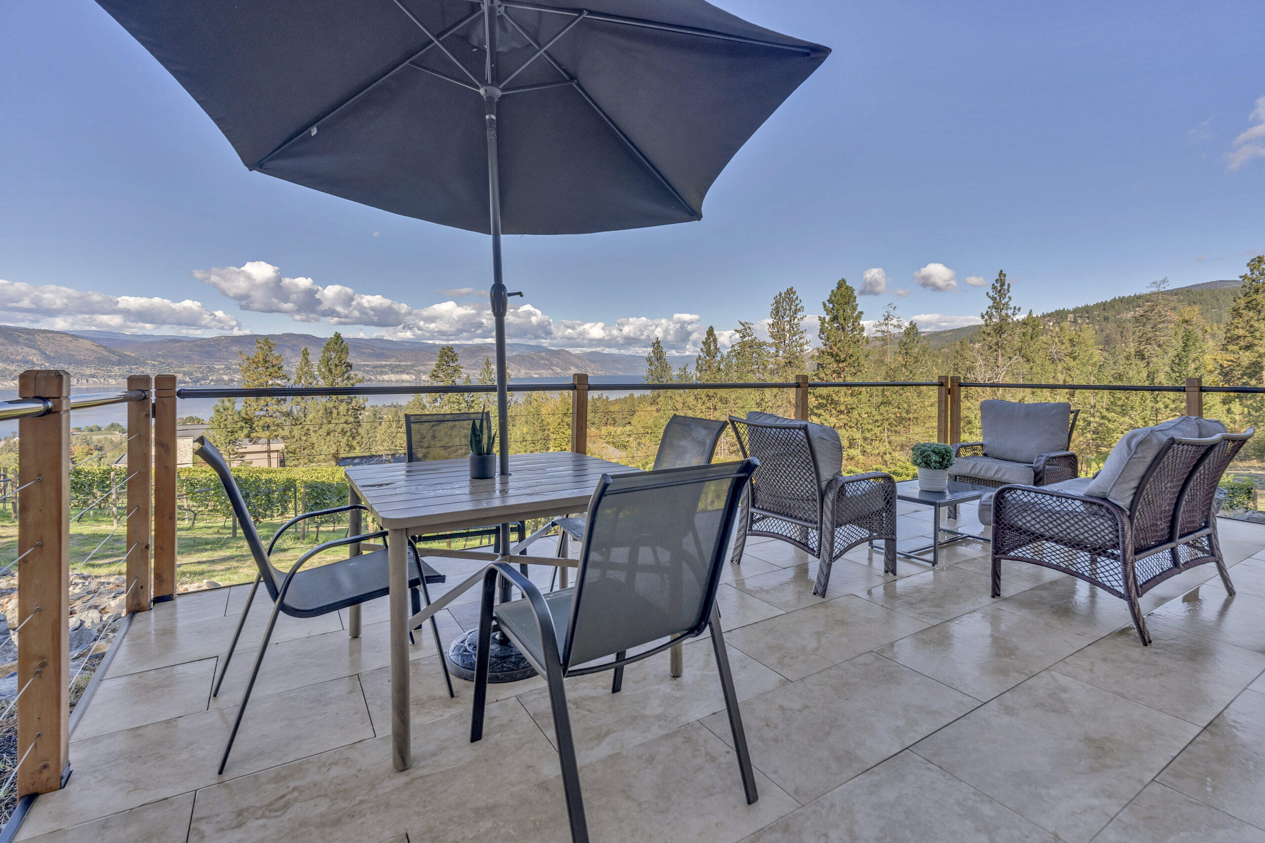 2864 Arawana Road Naramata V0H 1N1