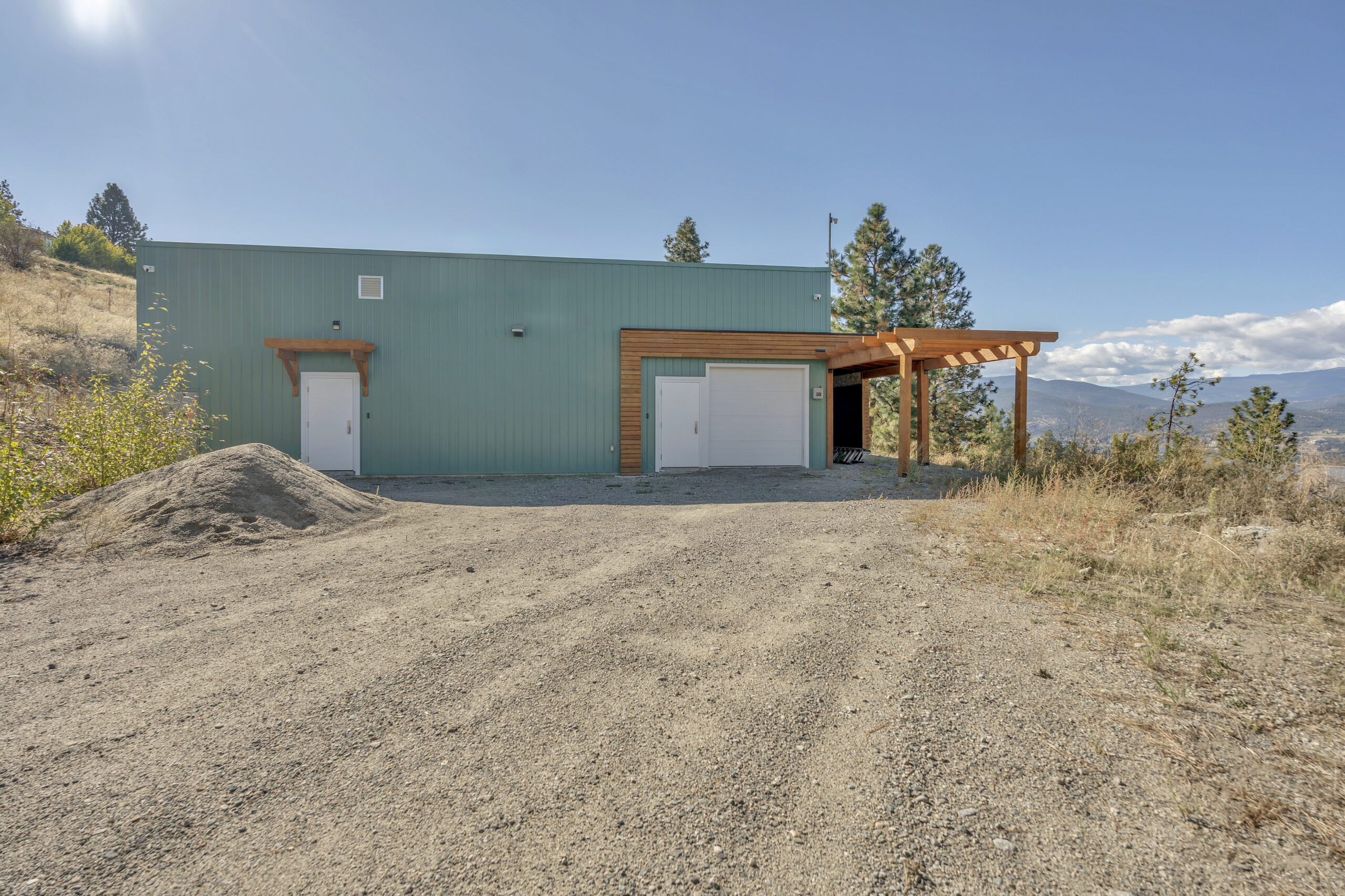2864 Arawana Road Naramata V0H 1N1