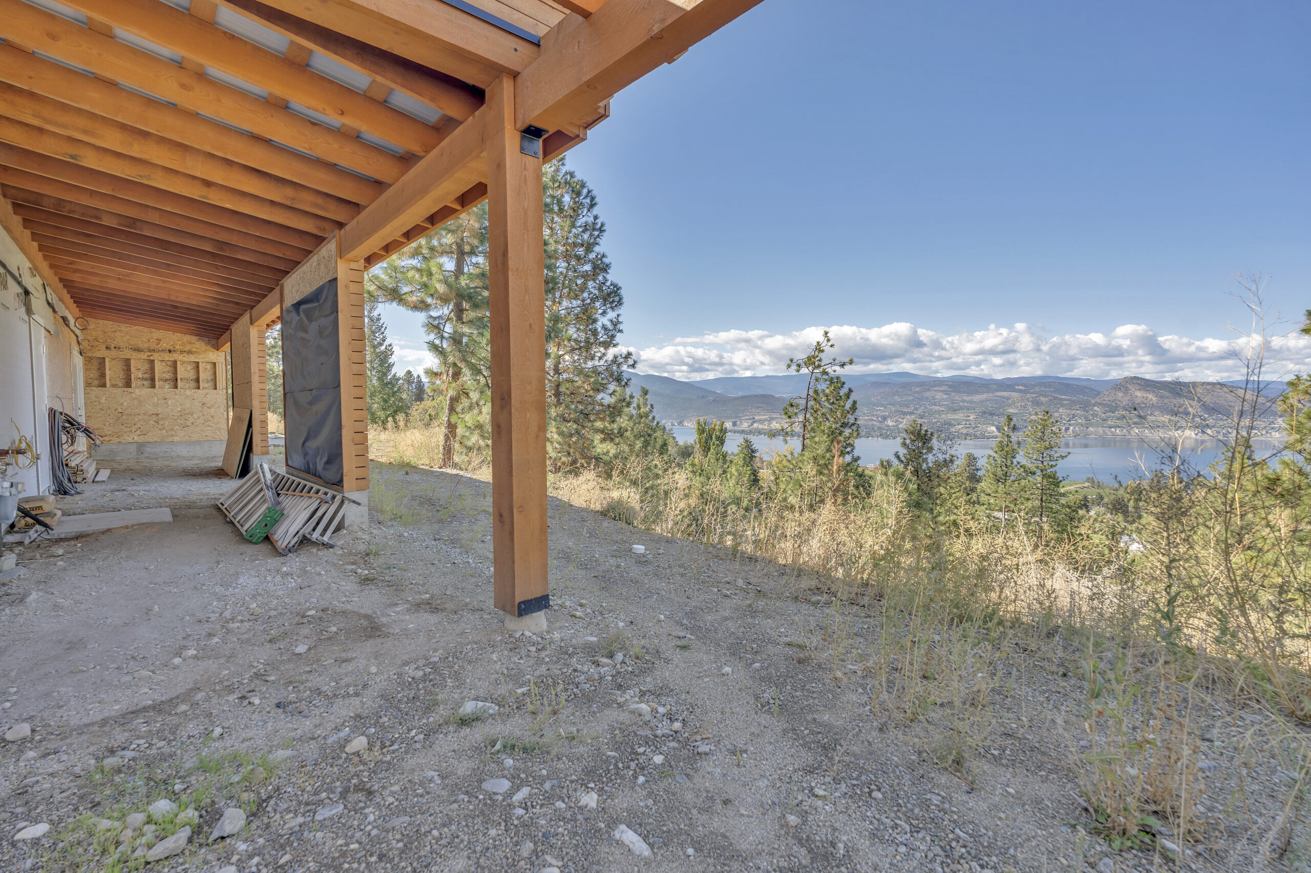 2864 Arawana Road Naramata V0H 1N1