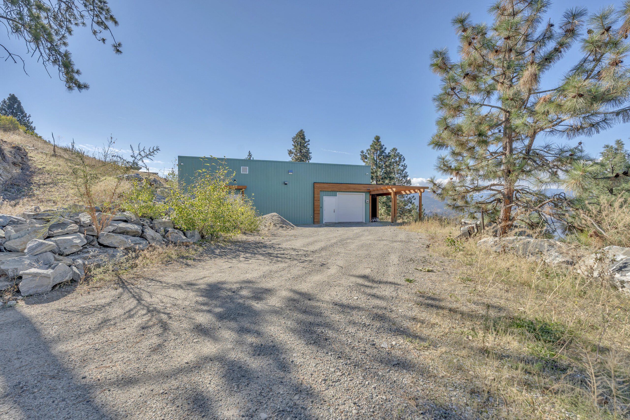 2864 Arawana Road Naramata V0H 1N1