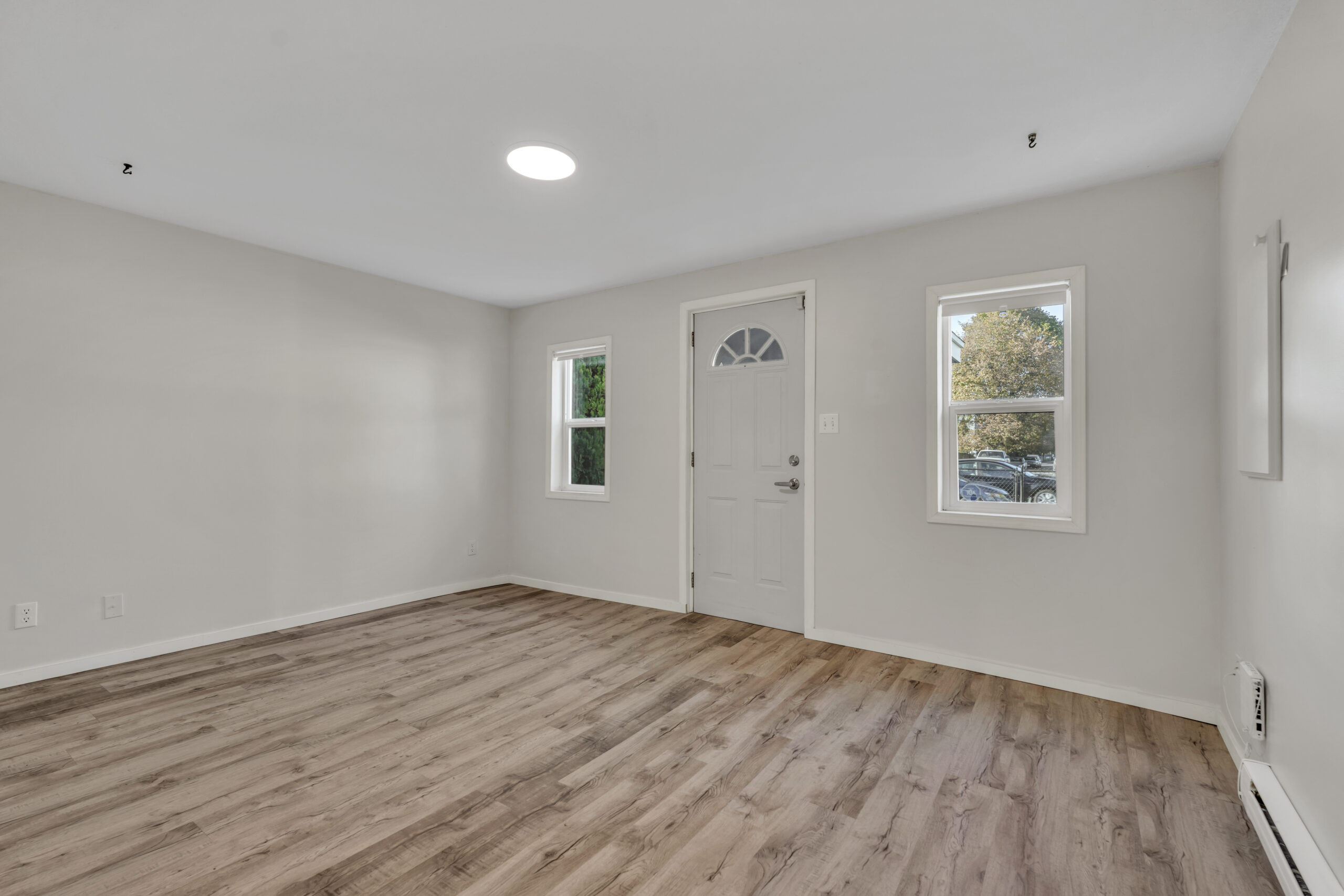 468 Wade Avenue W Penticton V2A 1V4
