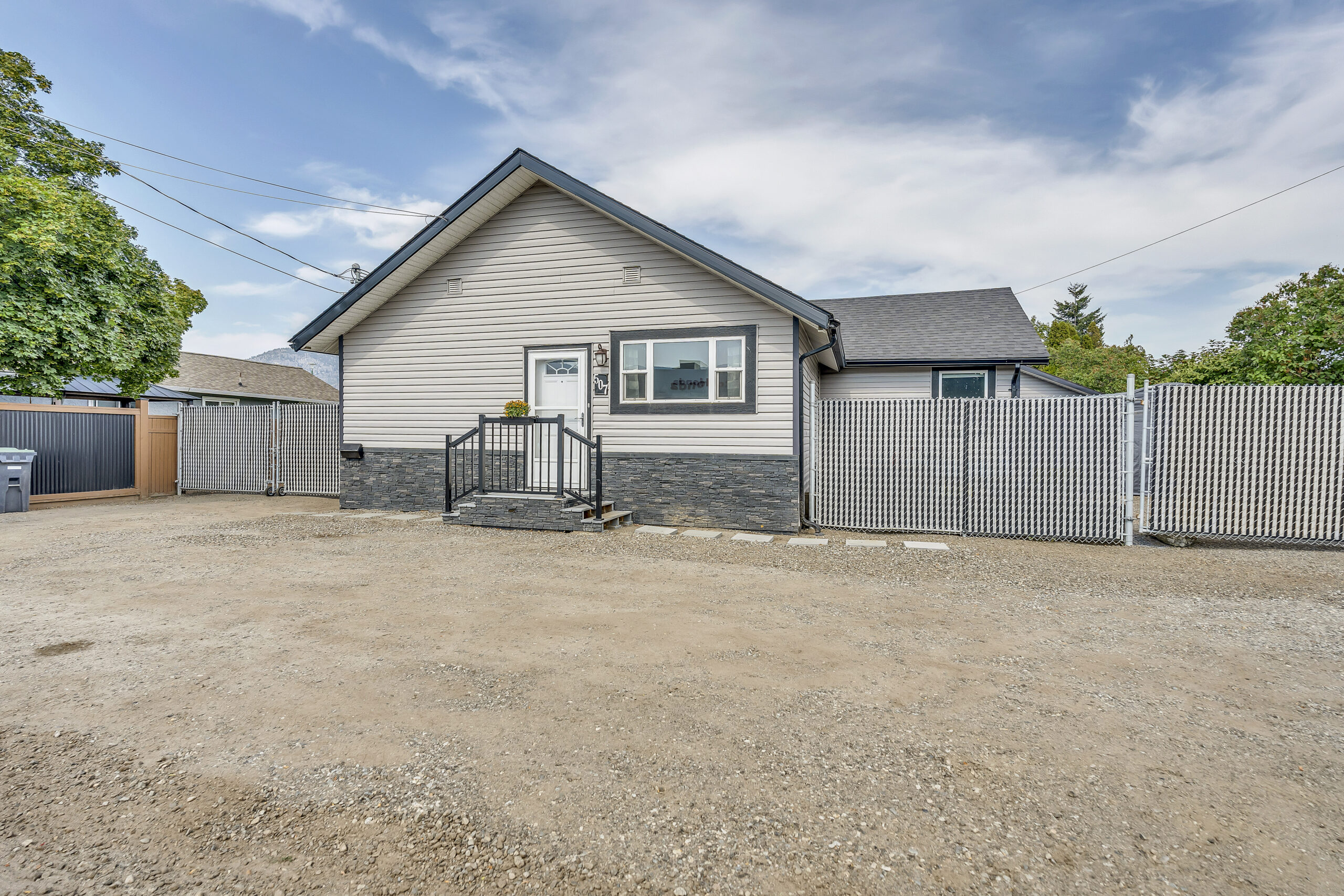 507 Duncan Avenue W Penticton V2A 2V8