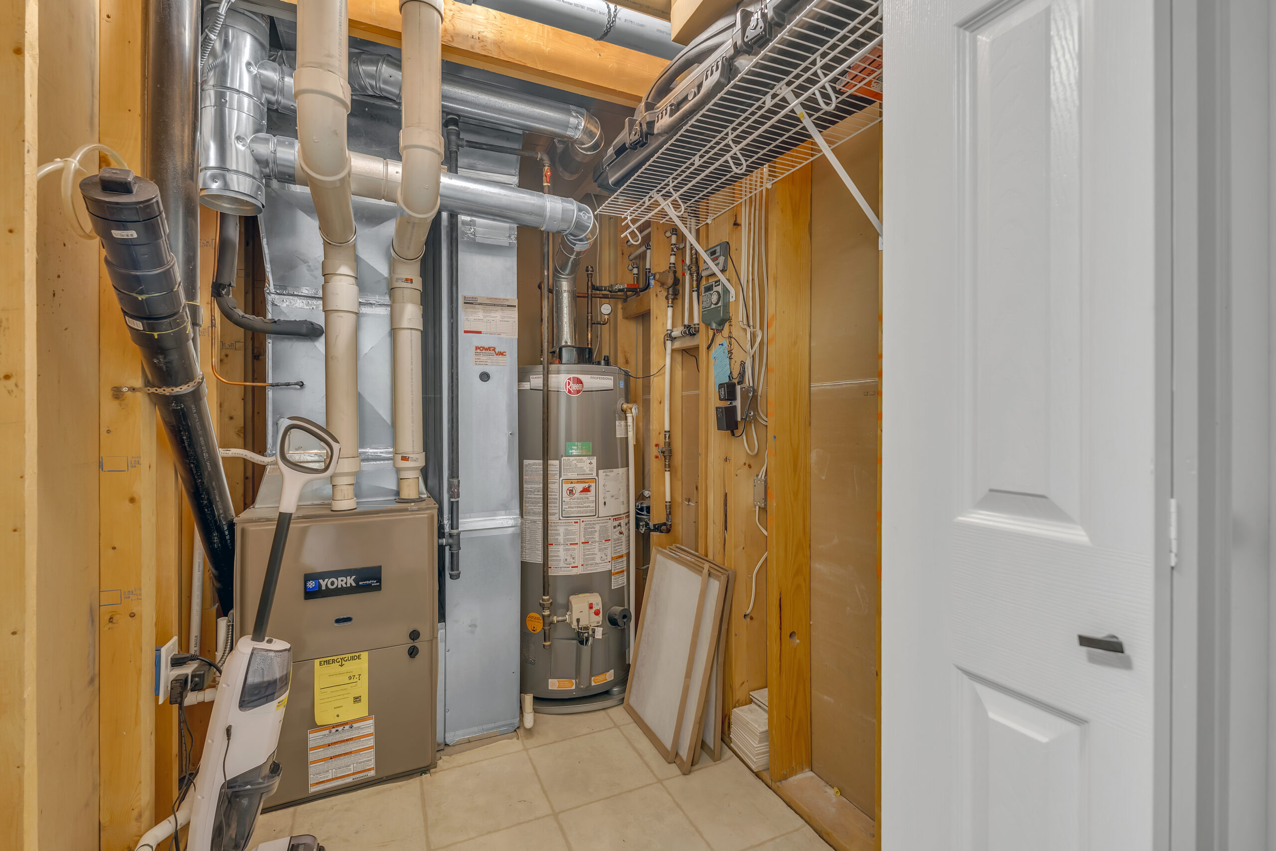 2390 Wiltse Drive Penticton V2A 7Y9