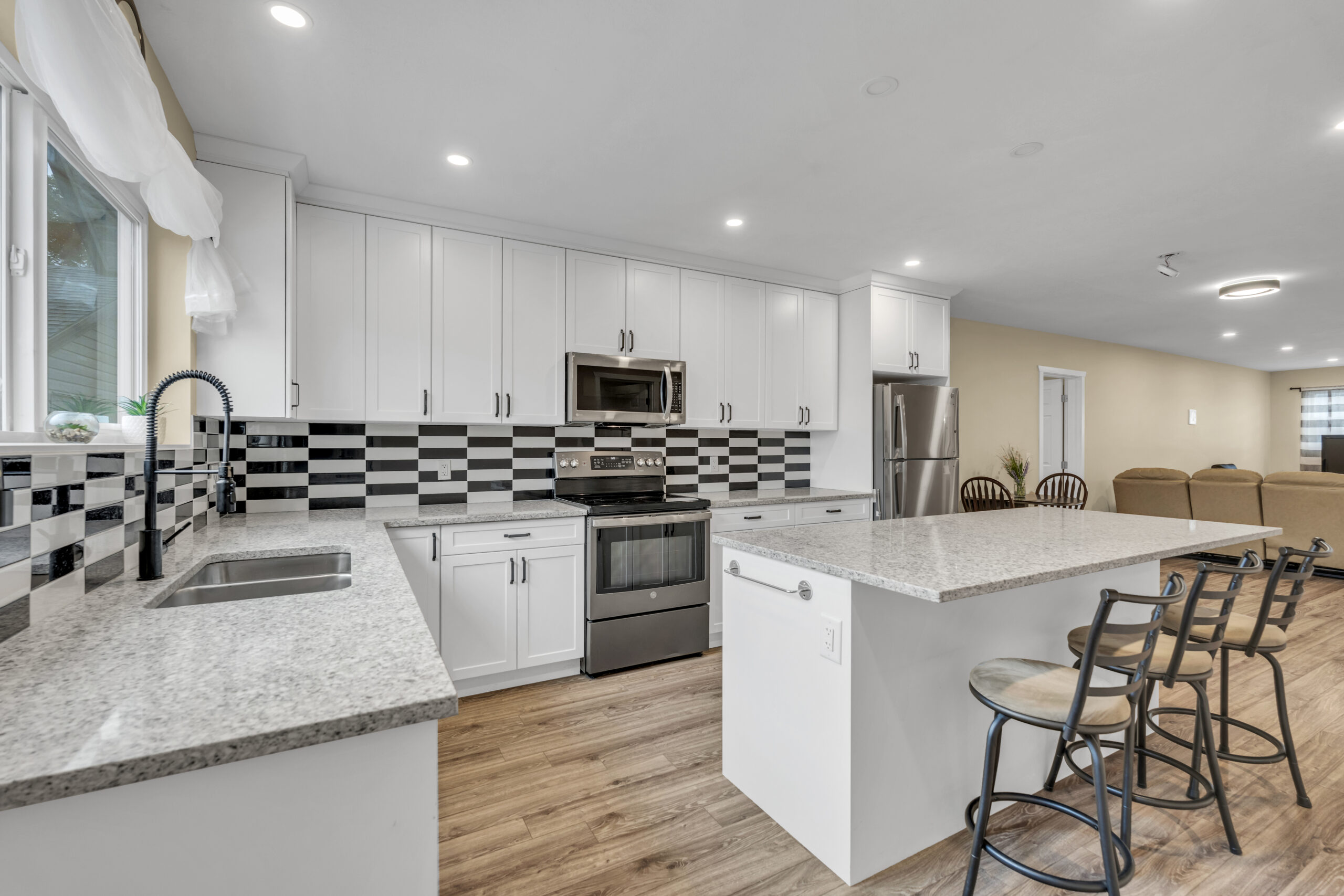 507 Duncan Avenue W Penticton V2A 2V8
