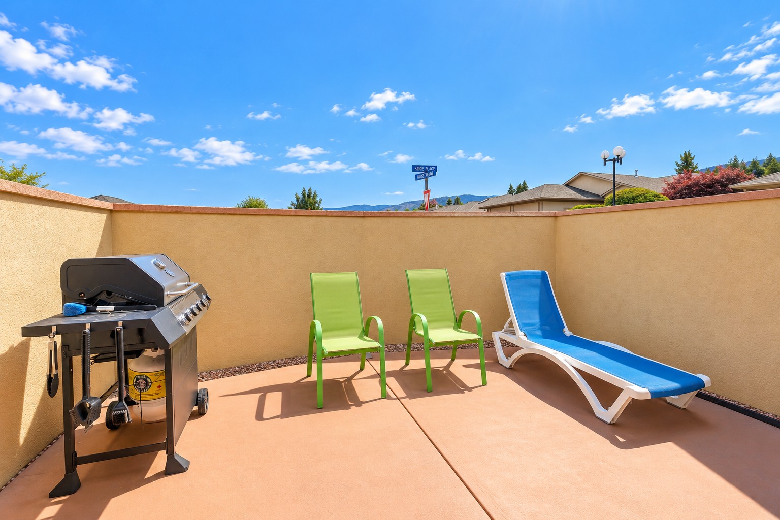 449 Ridge Place Penticton V2A 8N7