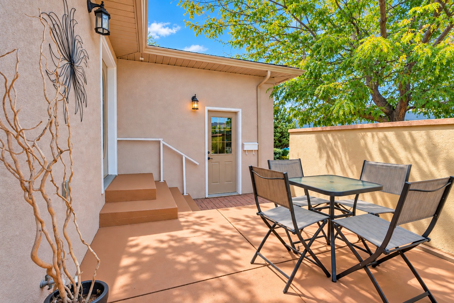 449 Ridge Place Penticton V2A 8N7