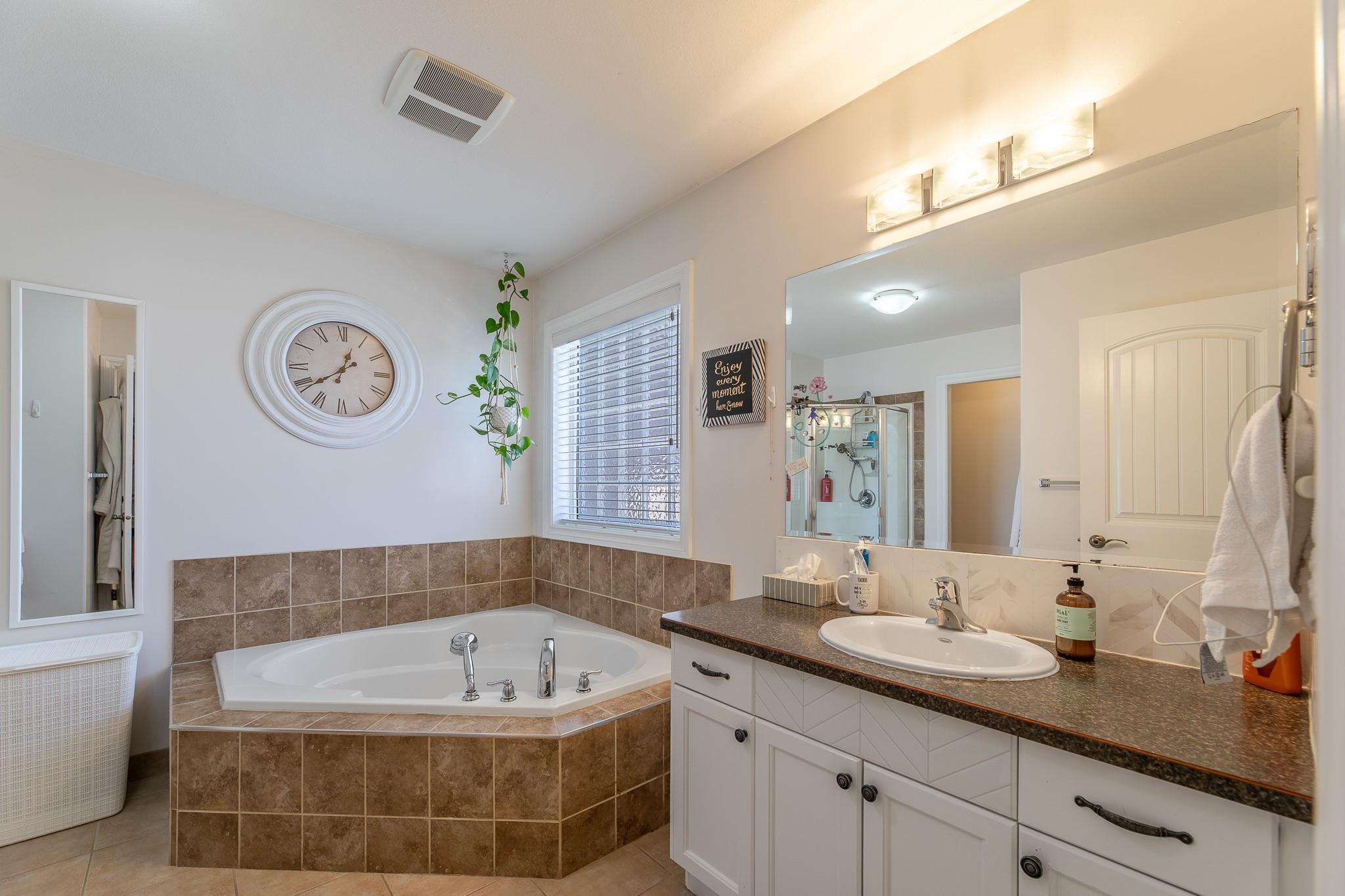 1742 Fairford Drive 106 Penticton V2A 6C8