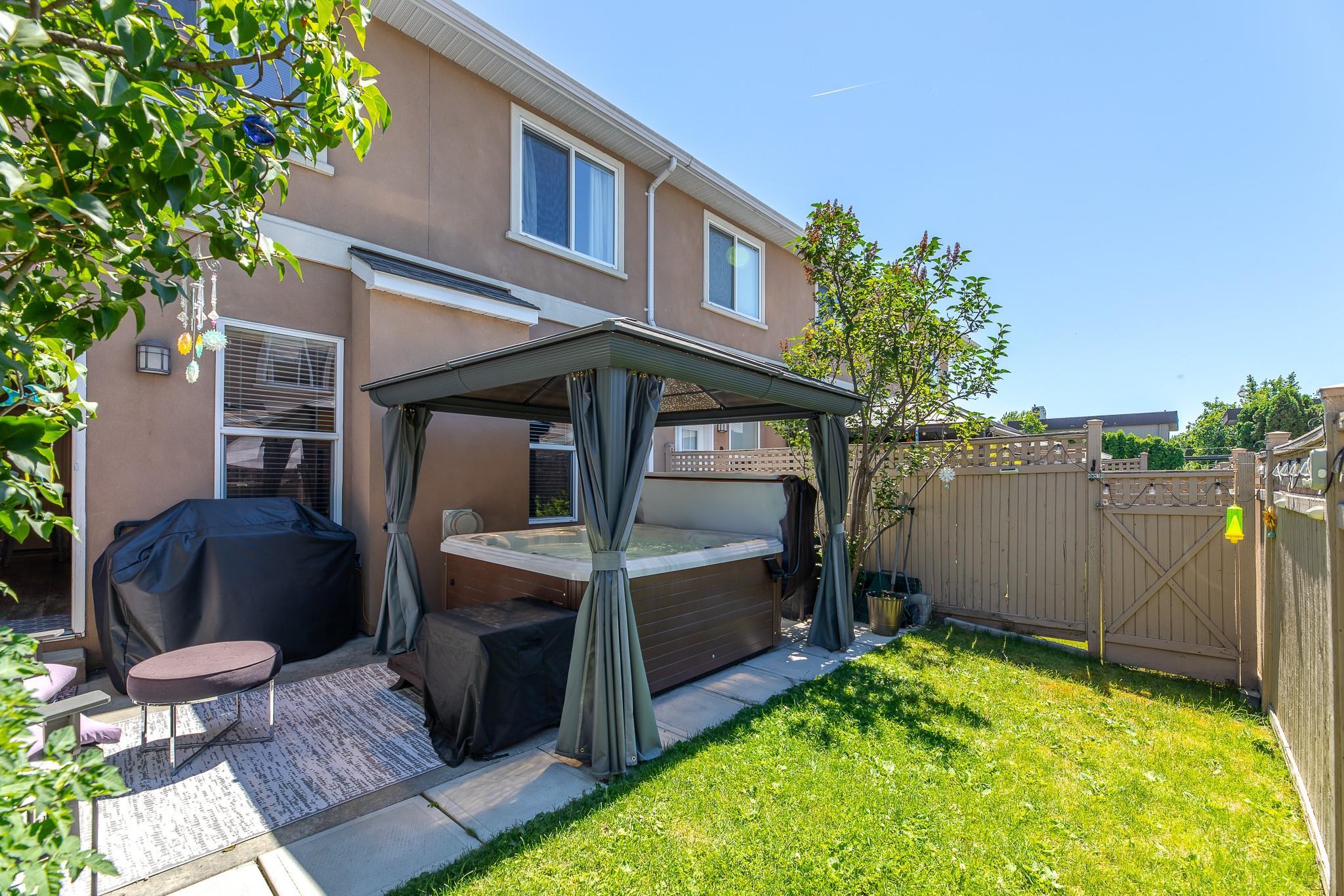 1742 Fairford Drive 106 Penticton V2A 6C8