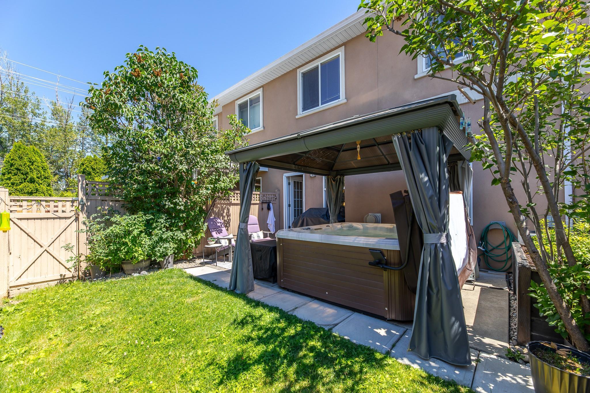 1742 Fairford Drive 106 Penticton V2A 6C8