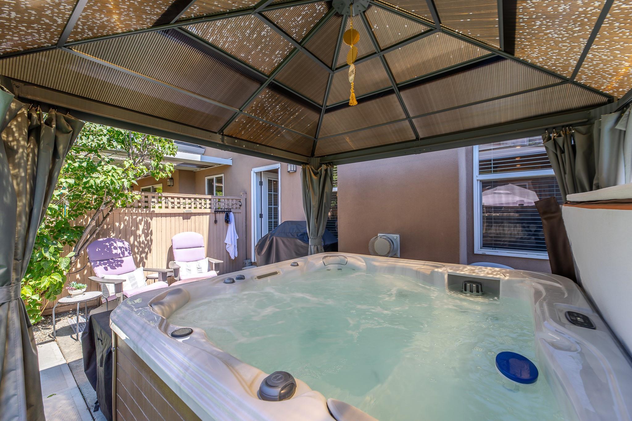 1742 Fairford Drive 106 Penticton V2A 6C8