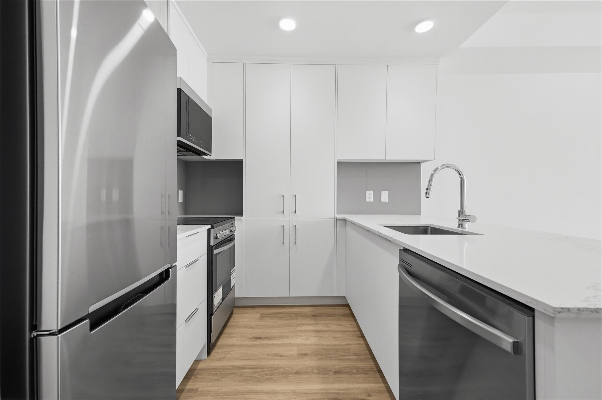 270 Riverside Drive 617 Penticton V2A 5Y5