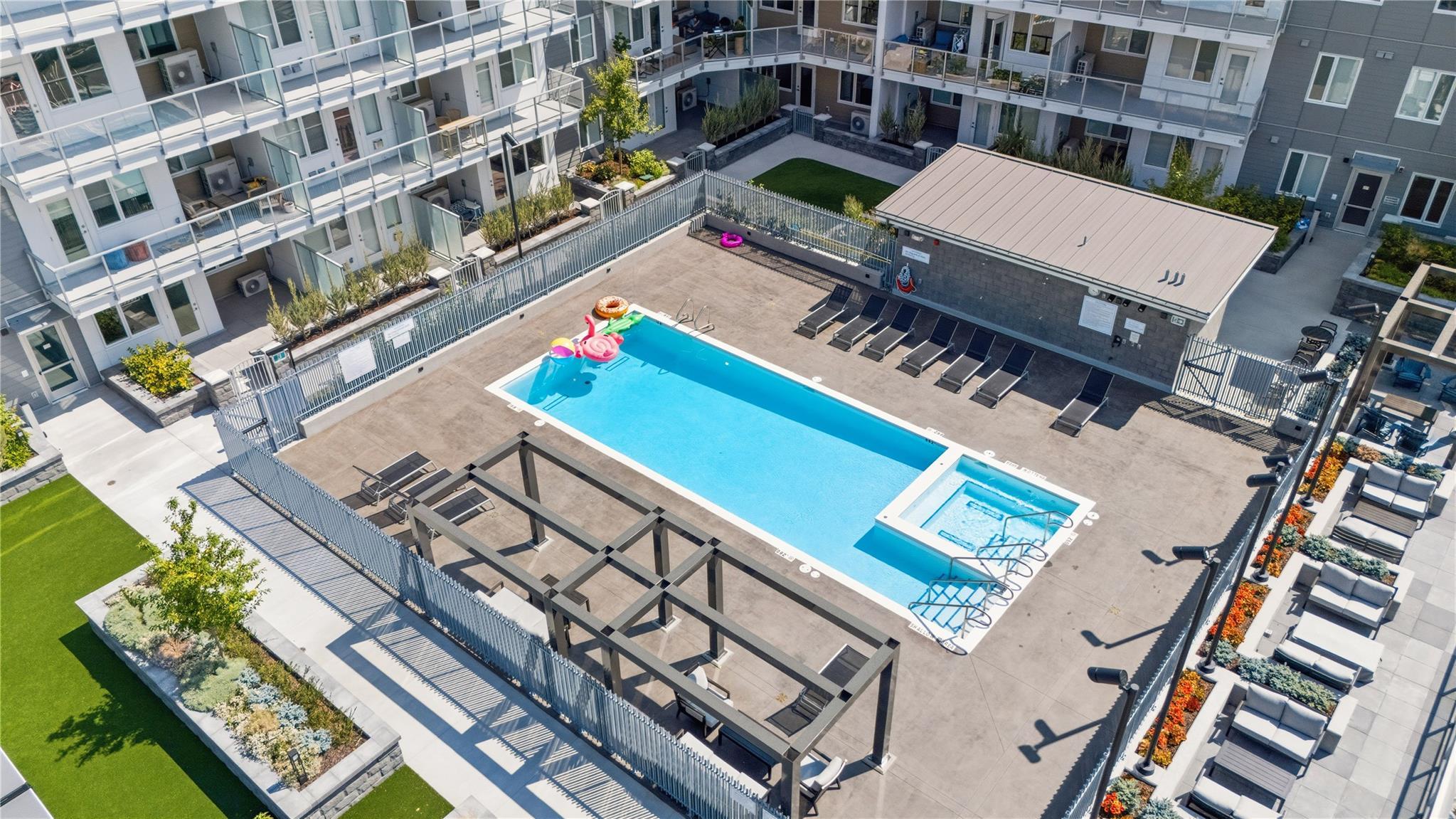 270 Riverside Drive 617 Penticton V2A 5Y5