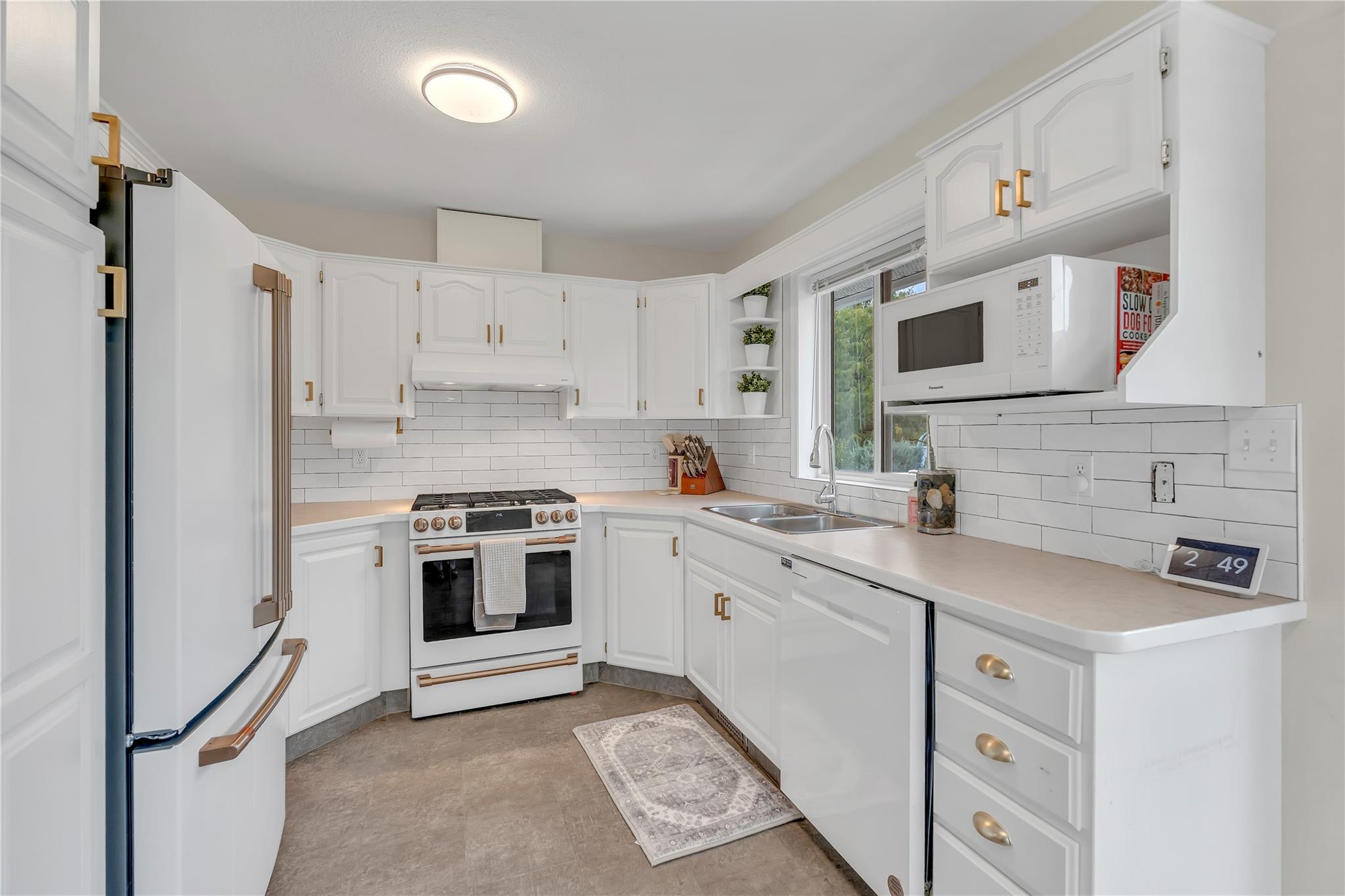 114 Vancouver Place Penticton V2A 1A7
