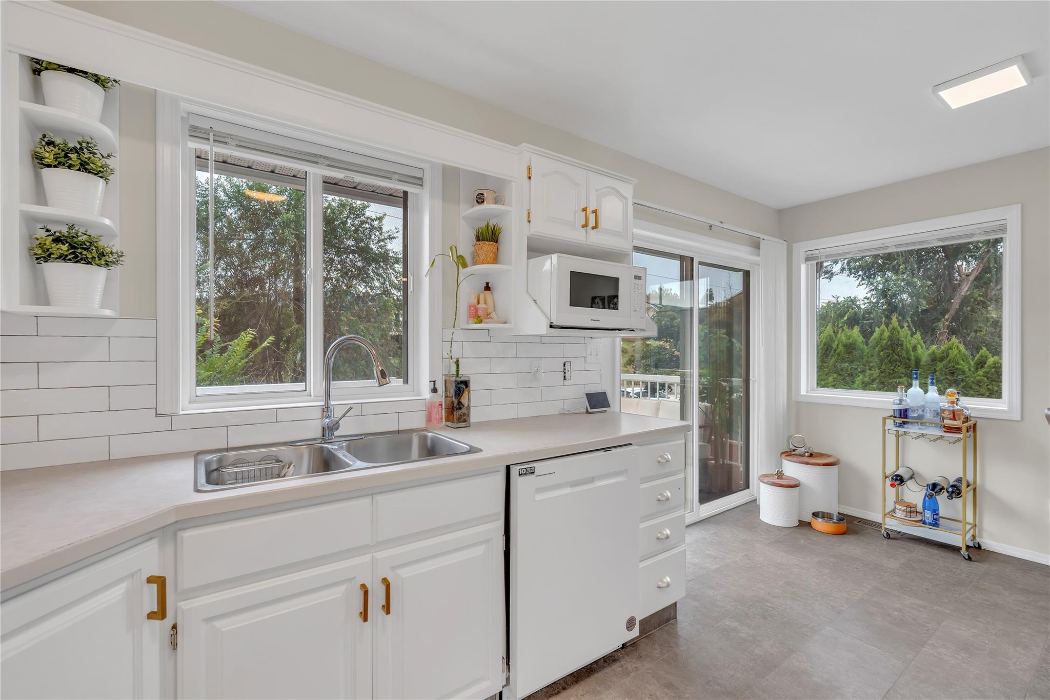 114 Vancouver Place Penticton V2A 1A7